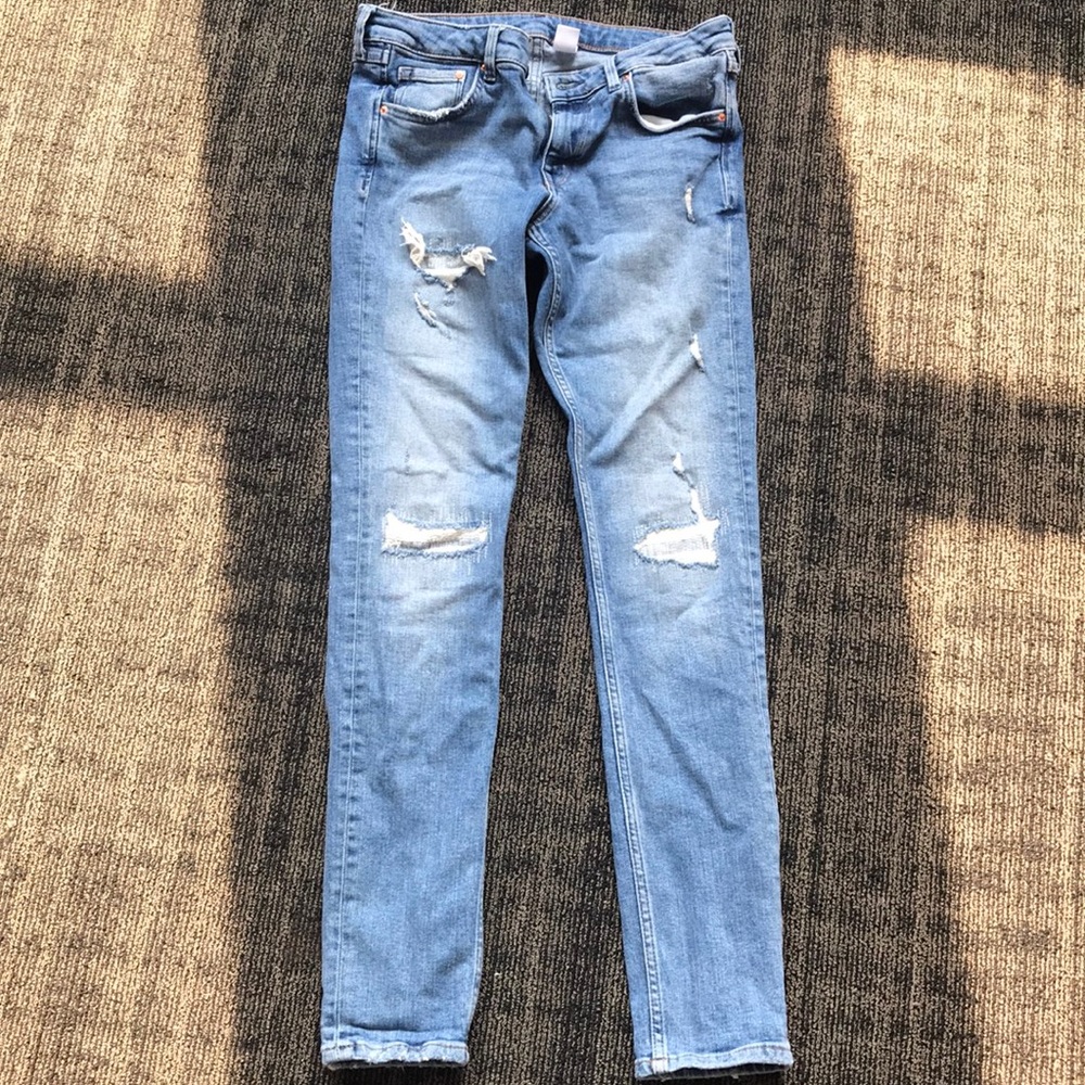 H&M &denim distressed jeans